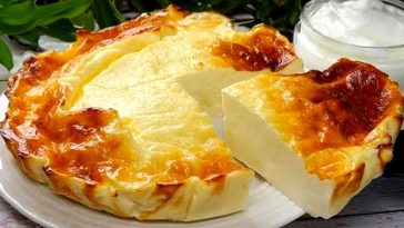 Tort cremos de iaurt