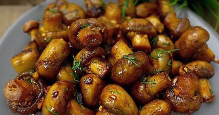 Ciuperci champignon la tigaie