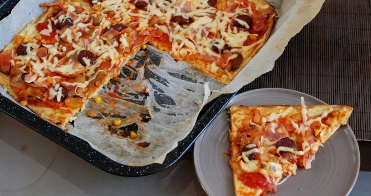 Pizza pe blat de dovlecei