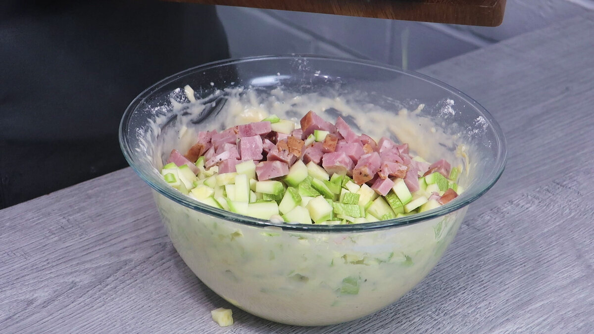 Chec aperitiv cu dovlecel și șuncă