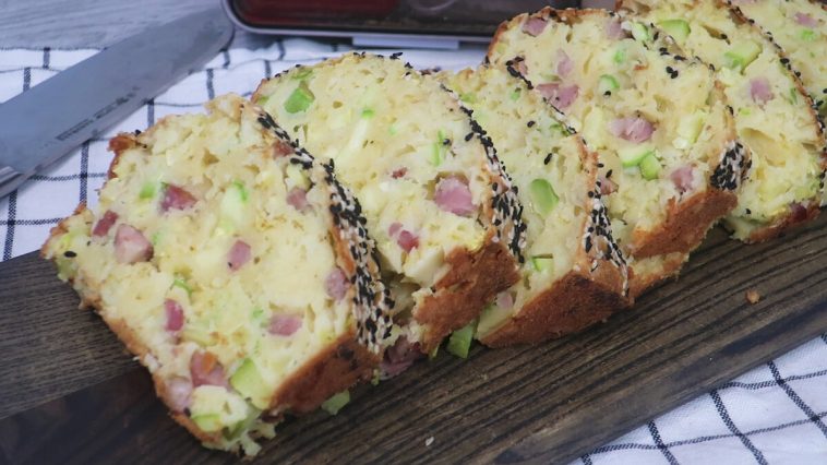 chec aperitiv cu carnati si dovlecel