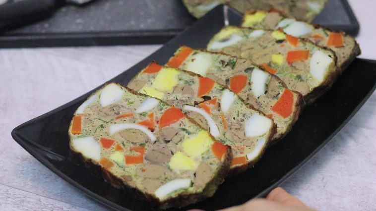 chec aperitiv cu oua si ficatei de pui