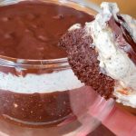 desert cu ciocolata si iaurt