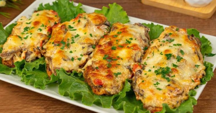 piept de pui la cuptor cu cascaval