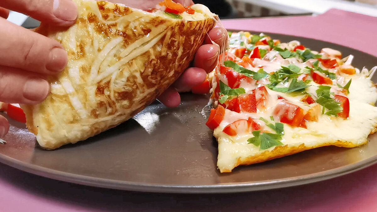 Pizza la tigaie, pe blat de lipie