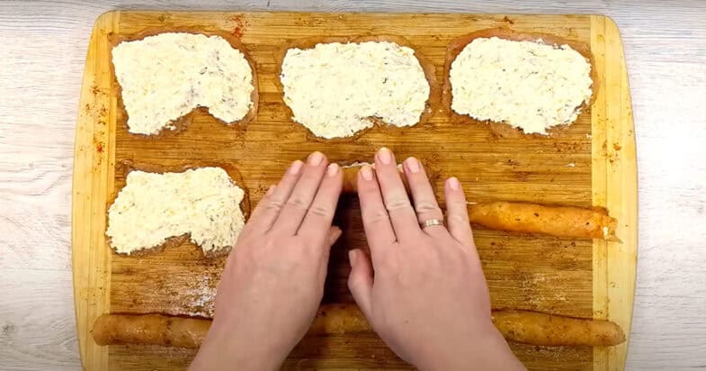 Rulouri de pui umplute cu brânză și legume
