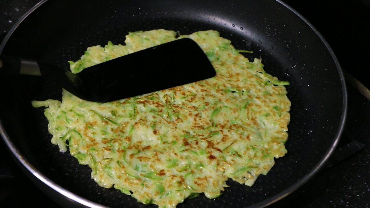 Tort din clătite de dovlecei: o rețetă ușoară de dietă