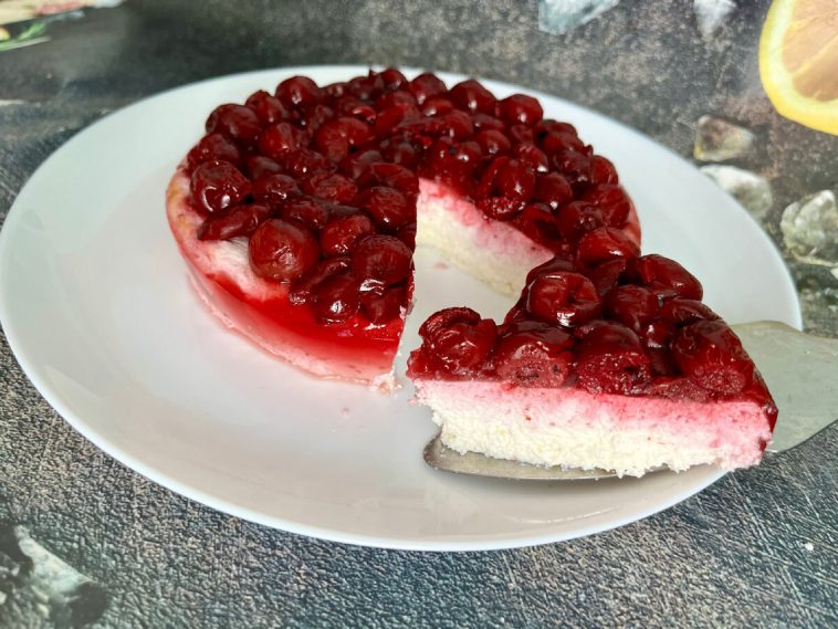 cheesecake copt cu cirese fara zahar