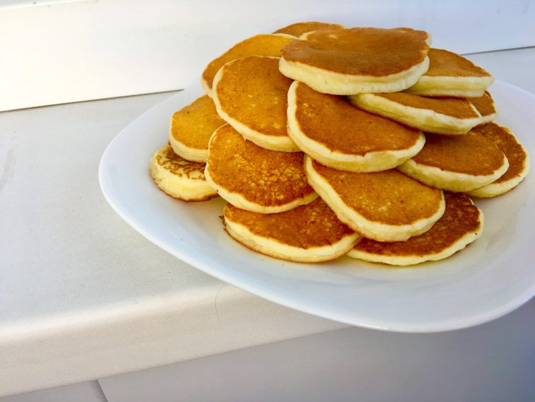 clatite americane pentru mic dejun