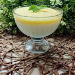 desert cu iaurt si fructe perfect pentru dieta