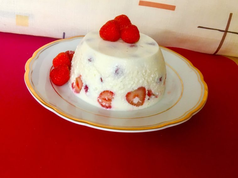 dulce hipocaloric cu fructe