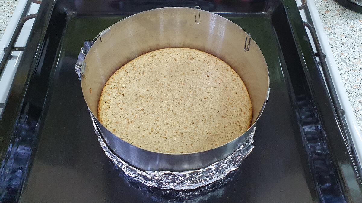 Tort dietetic cu mousse de mere - Blatul