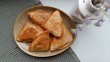 placinte lenese cu mere si ovaz