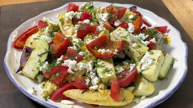 salata de legume cu piept de pui