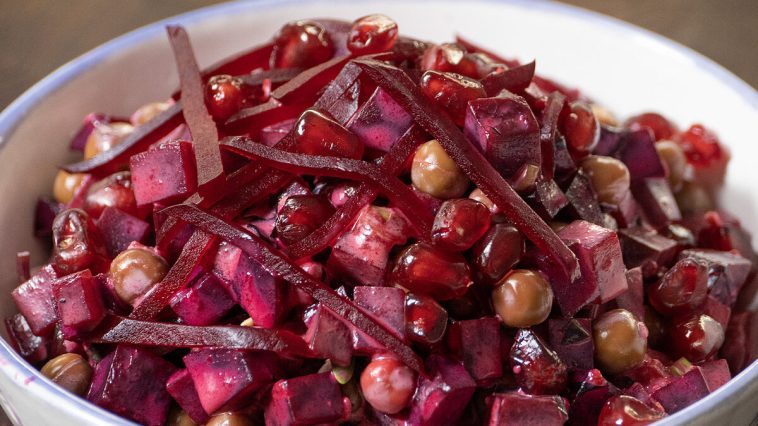 salata de sfecla rosie cu rodie